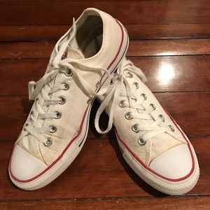 Classic white Converse. Men 8. Women 10